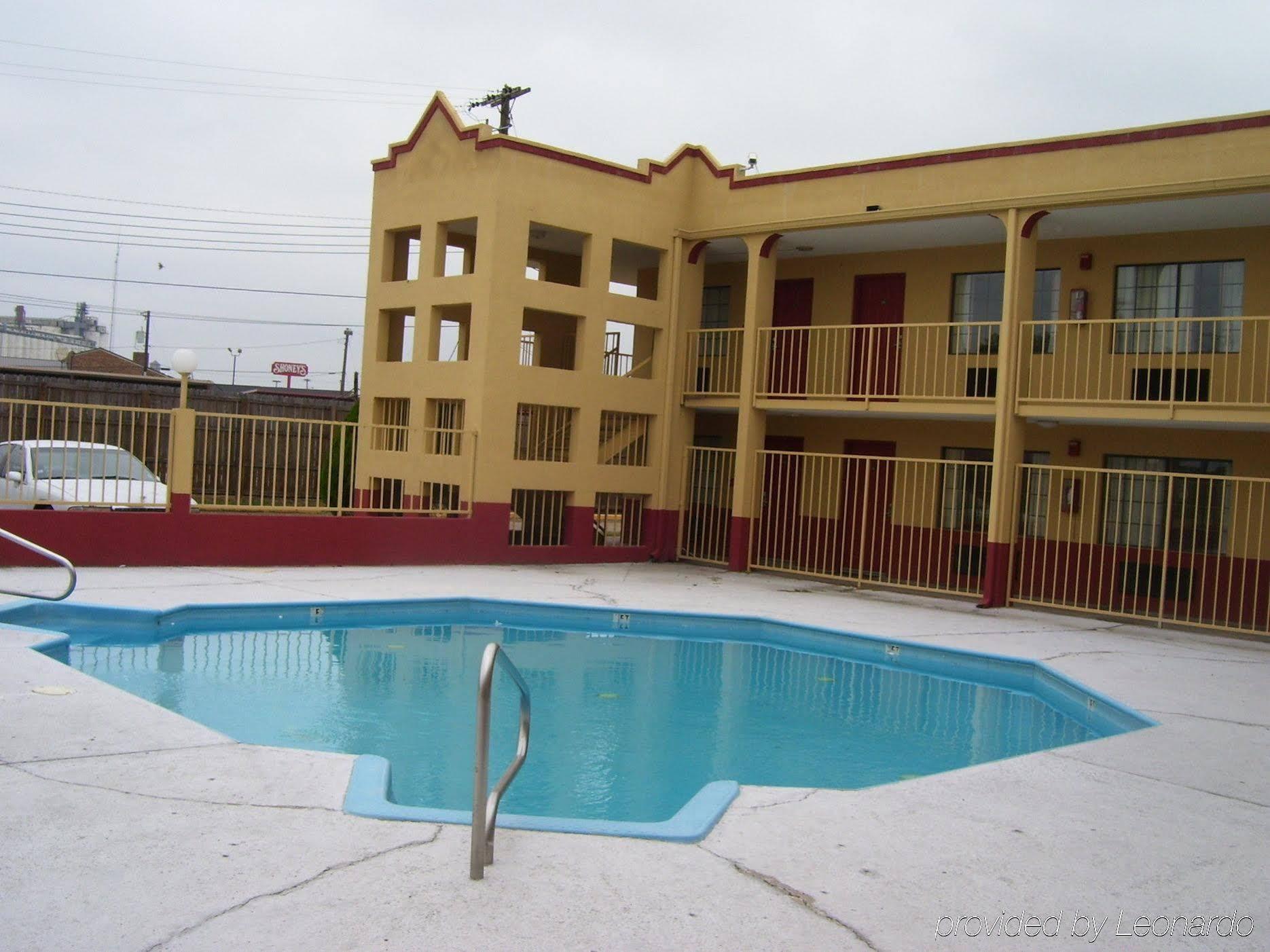 Americas Best Value Inn And Suites Грийнууд Екстериор снимка