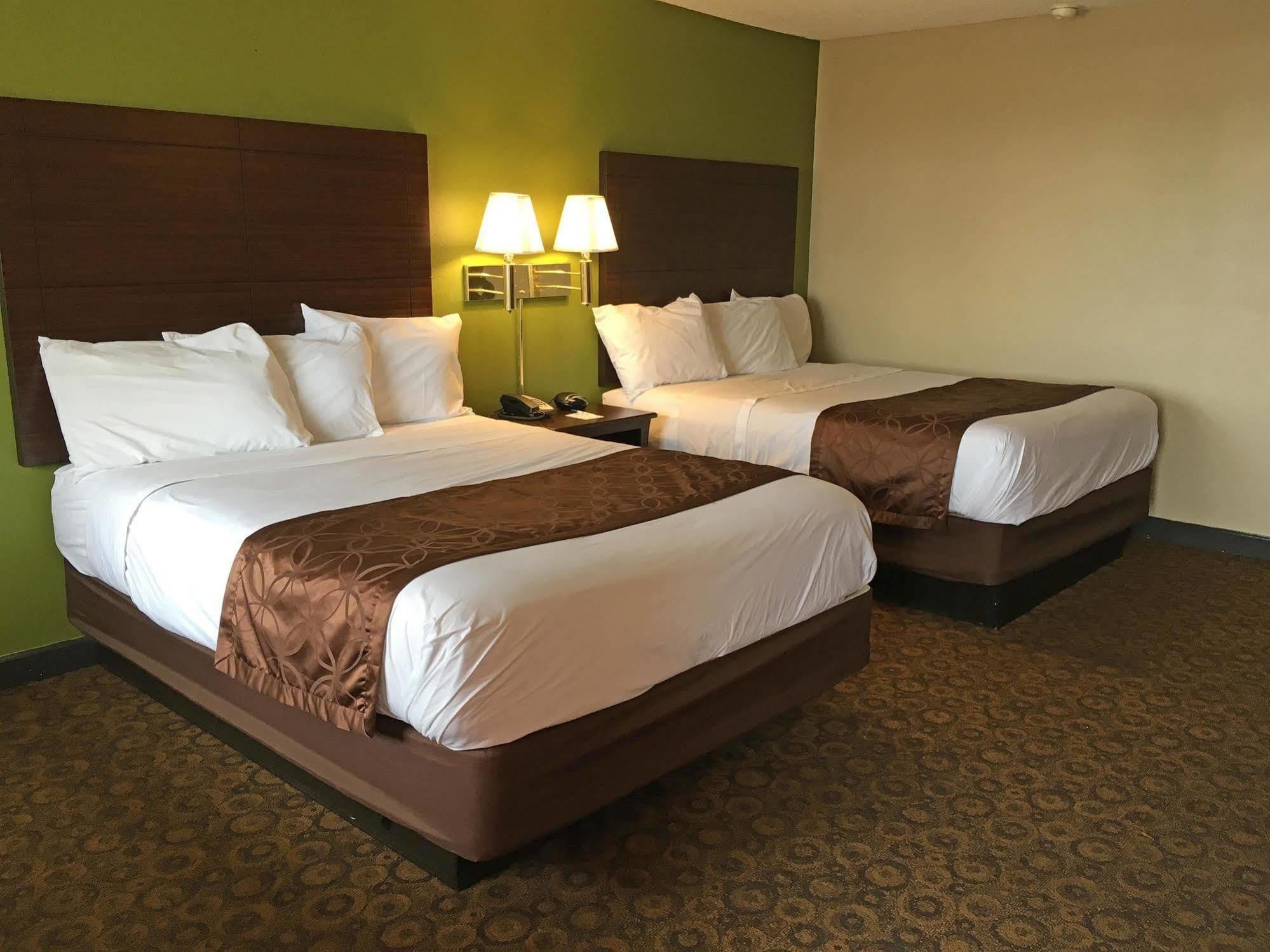 Americas Best Value Inn And Suites Грийнууд Екстериор снимка